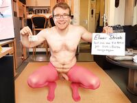 Elmar S. alias Strumpfhosen_Elmar from Solingen (Germany)