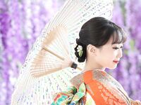Kimono Girl