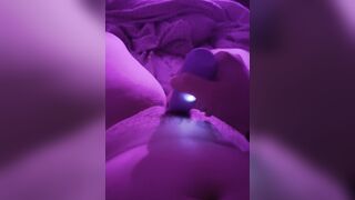 White slut cums on her vibrator