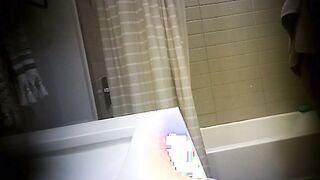 Sister Shower Voyeur