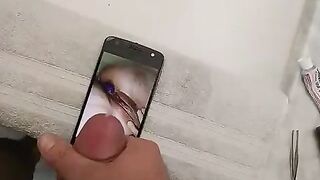 Cum tribute