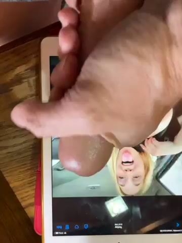 I want to fuck both of them so bad