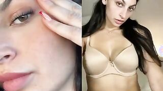 Listen to Webslut Ana