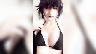 Goth slut snap leak