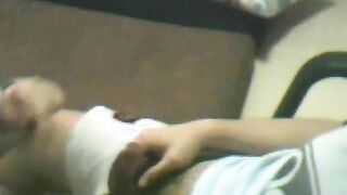 Singaporean Peifen Gives an Amateur Blowjob