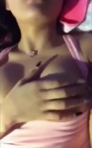 Andela Yuwono: Indonesian 18-Year-Old Amateur Asian Girl Masturbating Solo