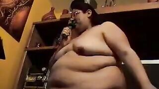 ALMA BERRELES BIG FAT NAKED BITCH singing karaoke