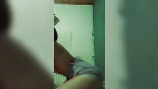 Anto moviendolo