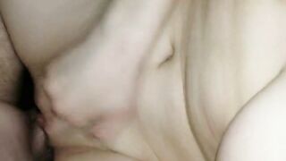 19yo hottie getting fucked in the backseat????????