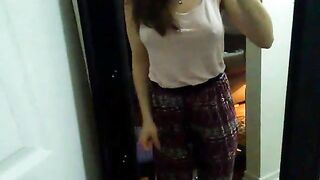 I love my stretchy pants, they are comfy and way to slide off ::)