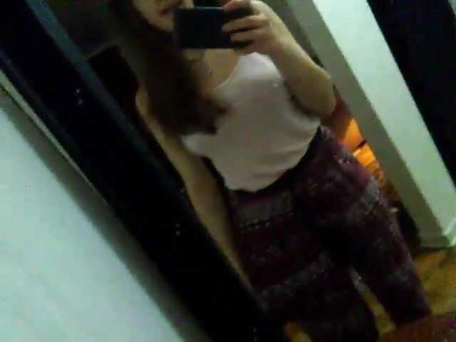 I love my stretchy pants, they are comfy and way to slide off ::)