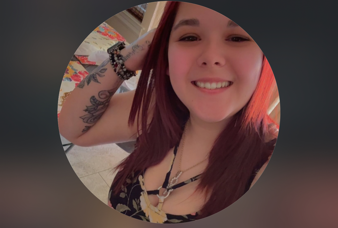 Megan Joelynn( aka Megan Skattebo{skattebooty}) gets big cheeks clapped
