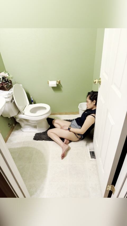 Drunk Filipina gets her Asshole Fingered